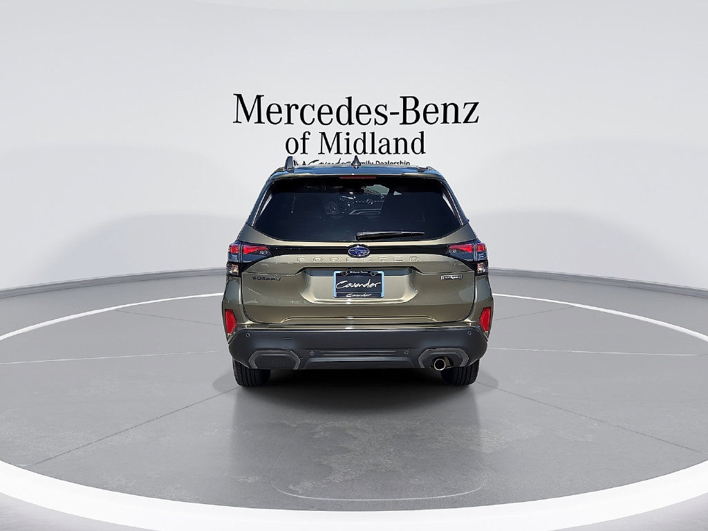 Used 2025 Subaru Forester Limited AWD/4WD image 7