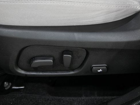 Used 2018 Subaru Forester 2.5i Premium AWD/4WD image 23