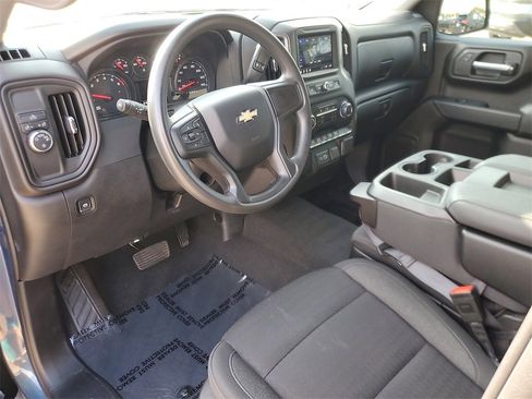 Used 2024 Chevrolet Silverado 1500 Custom image 18