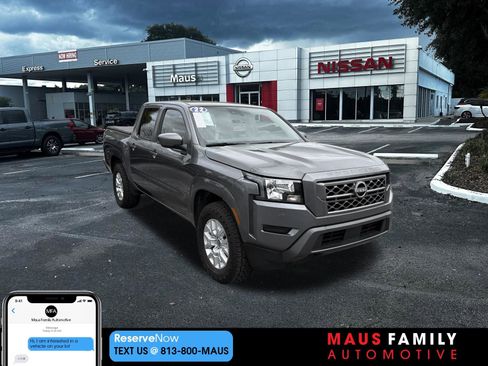 Used 2022 Nissan Frontier SV image 1