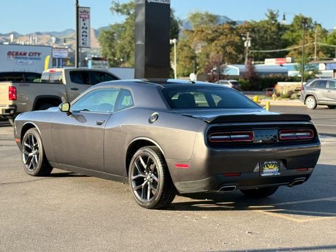 Used 2023 Dodge Challenger SXT w/ Blacktop Package image 5