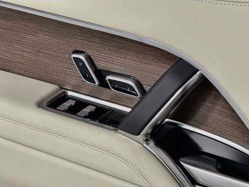 New 2027 Land Rover Range Rover SE AWD/4WD image 17