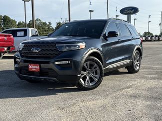 Used 2022 Ford Explorer XLT w/ Equipment Group 202A RWD video 1