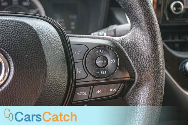 Used 2020 Toyota Corolla LE FWD image 24