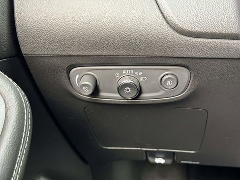 Certified 2023 Buick Encore GX Select w/ Safety Package II image 13