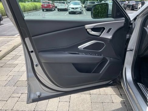 Used 2024 Acura RDX SH-AWD image 23
