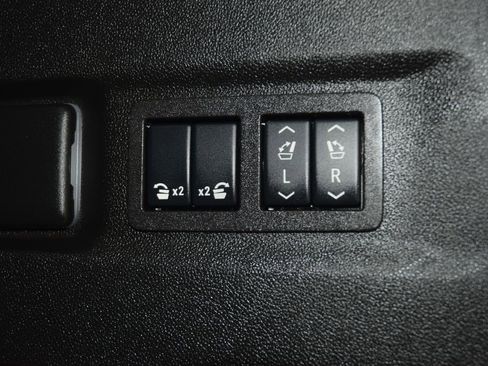 Used 2024 GMC Yukon XL Denali w/ Max Trailering Package AWD/4WD image 27