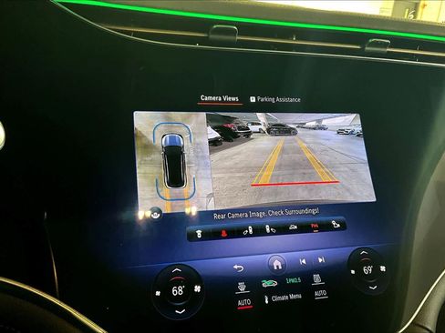 Used 2023 Mercedes-Benz EQS 580 4MATIC SUV image 26