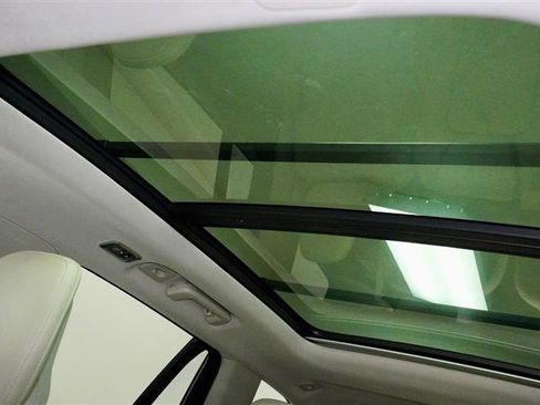 Used 2016 Volvo XC90 T6 Momentum image 28