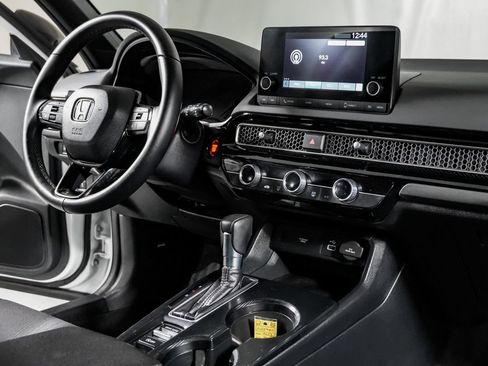 Used 2023 Honda Civic Sport image 22