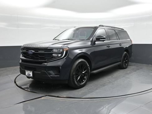 Used 2025 Ford Expedition Max Active RWD image 26