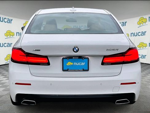 Used 2023 BMW 530i xDrive w/ Premium Package image 5