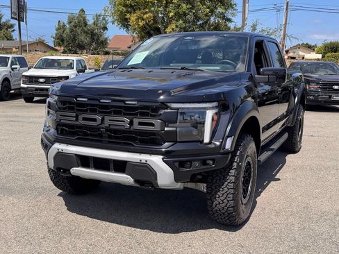 Used 2025 Ford F150 Raptor AWD/4WD image 7