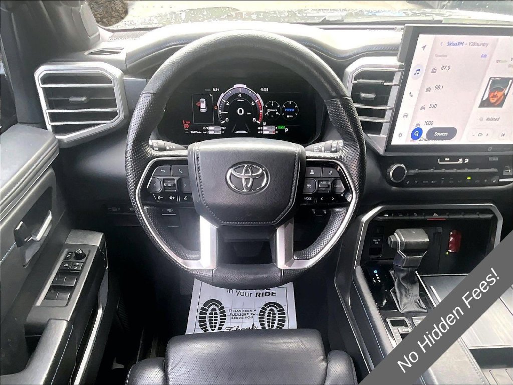 Used 2023 Toyota Sequoia Platinum AWD/4WD image 5