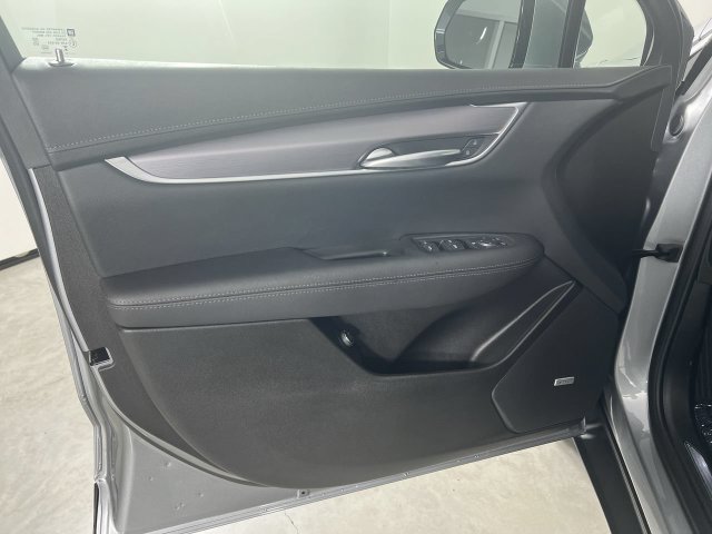 Used 2026 Cadillac XT5 Luxury FWD image 21