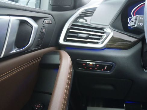 Certified 2023 BMW X6 xDrive40i w/ M Sport Package image 21