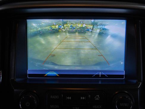 Used 2018 Chevrolet Colorado ZR2 w/ ZR2 Midnight Special Edition image 6