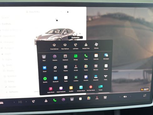 Used 2022 Tesla Model S Plaid image 30