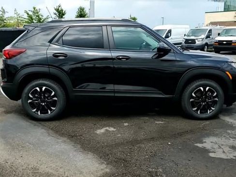 Certified 2023 Chevrolet TrailBlazer LT w/ Convenience Package AWD/4WD image 8