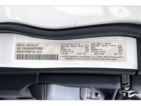 Used 2023 Jeep Grand Cherokee L Laredo AWD/4WD image 31