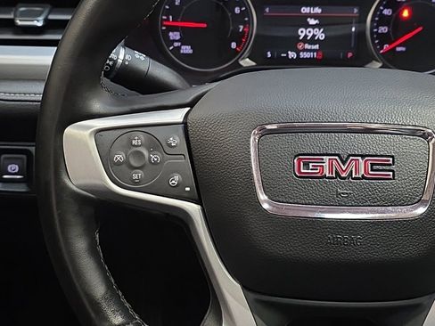 Used 2023 GMC Acadia SLT w/ Elevation Edition image 22