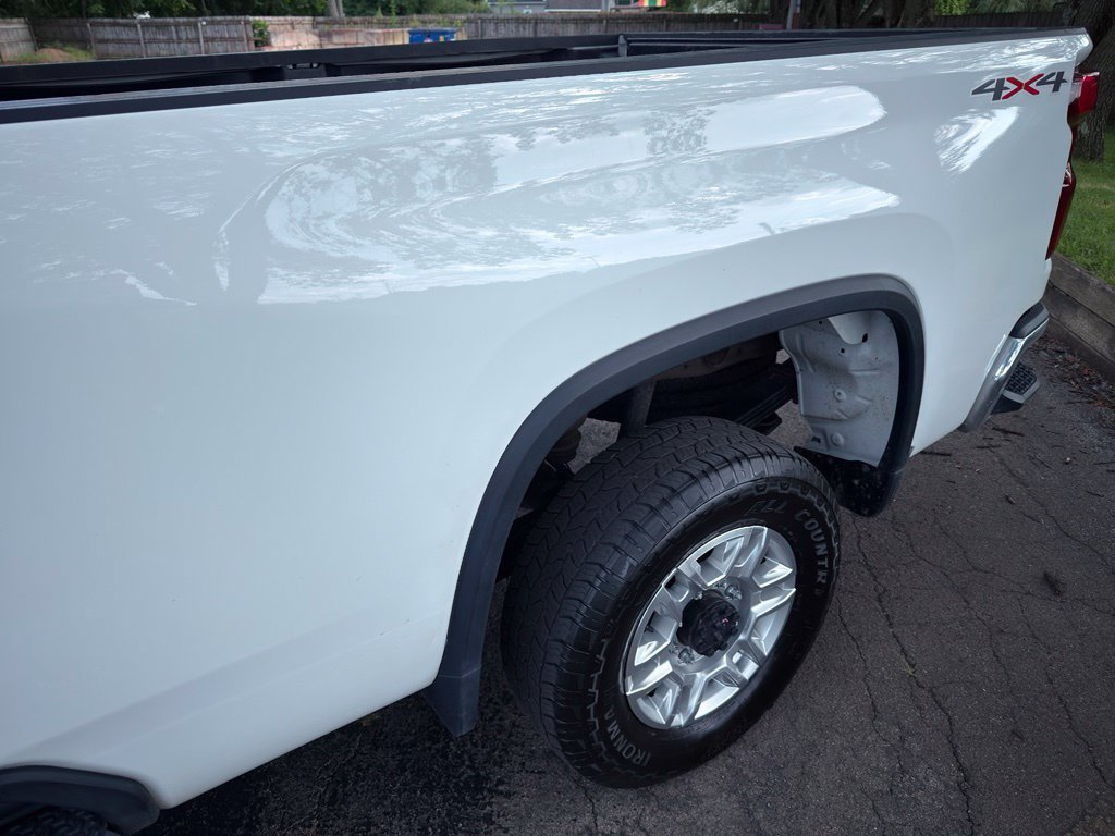 Used 2025 Chevrolet Silverado 2500 LT w/ Convenience Package AWD/4WD image 14