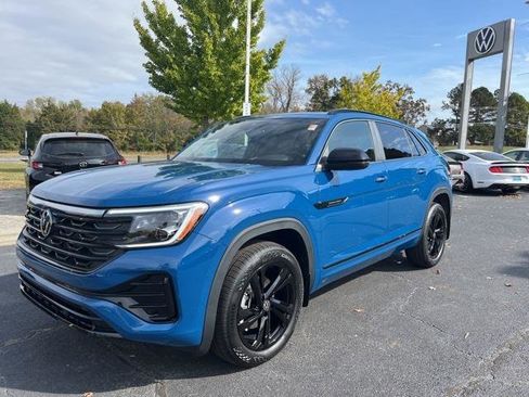 Certified 2025 Volkswagen Atlas Cross Sport SEL R-Line image 1