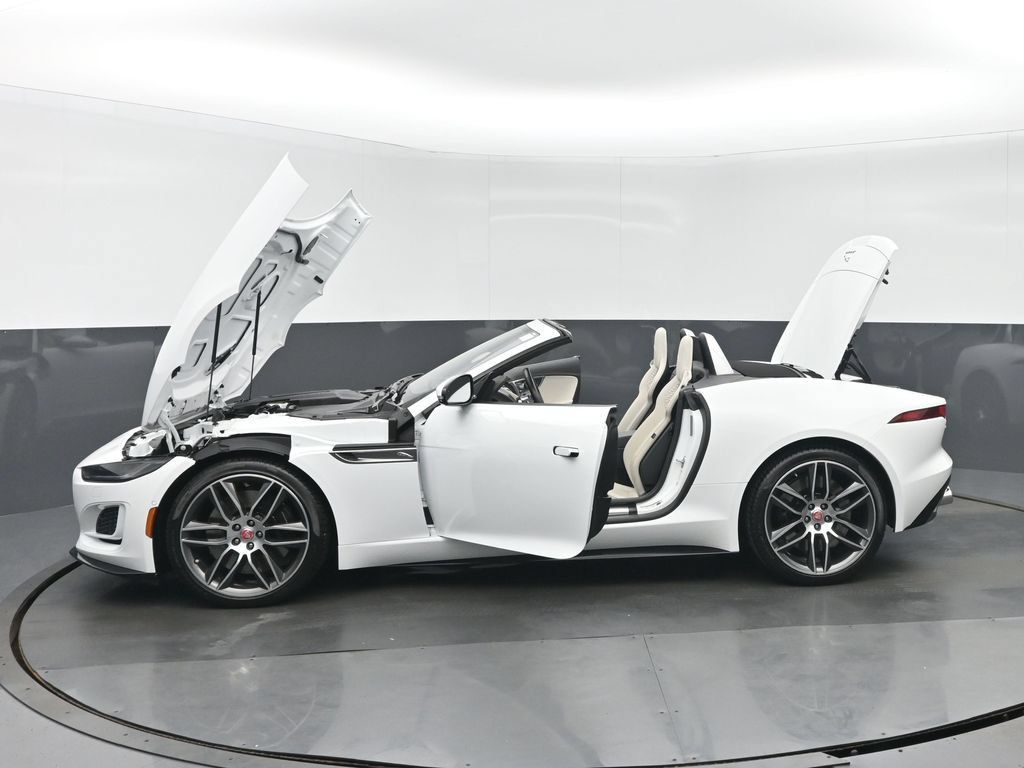 Used 2023 Jaguar F-TYPE R-Dynamic AWD/4WD image 34