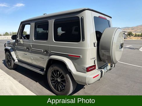 Used 2021 Mercedes-Benz G 550 image 4
