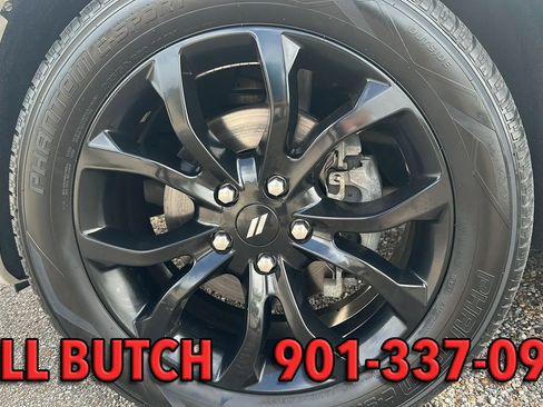 Used 2019 Dodge Durango GT RWD image 25