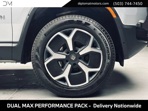 Used 2024 Rivian R1S Adventure AWD/4WD image 46