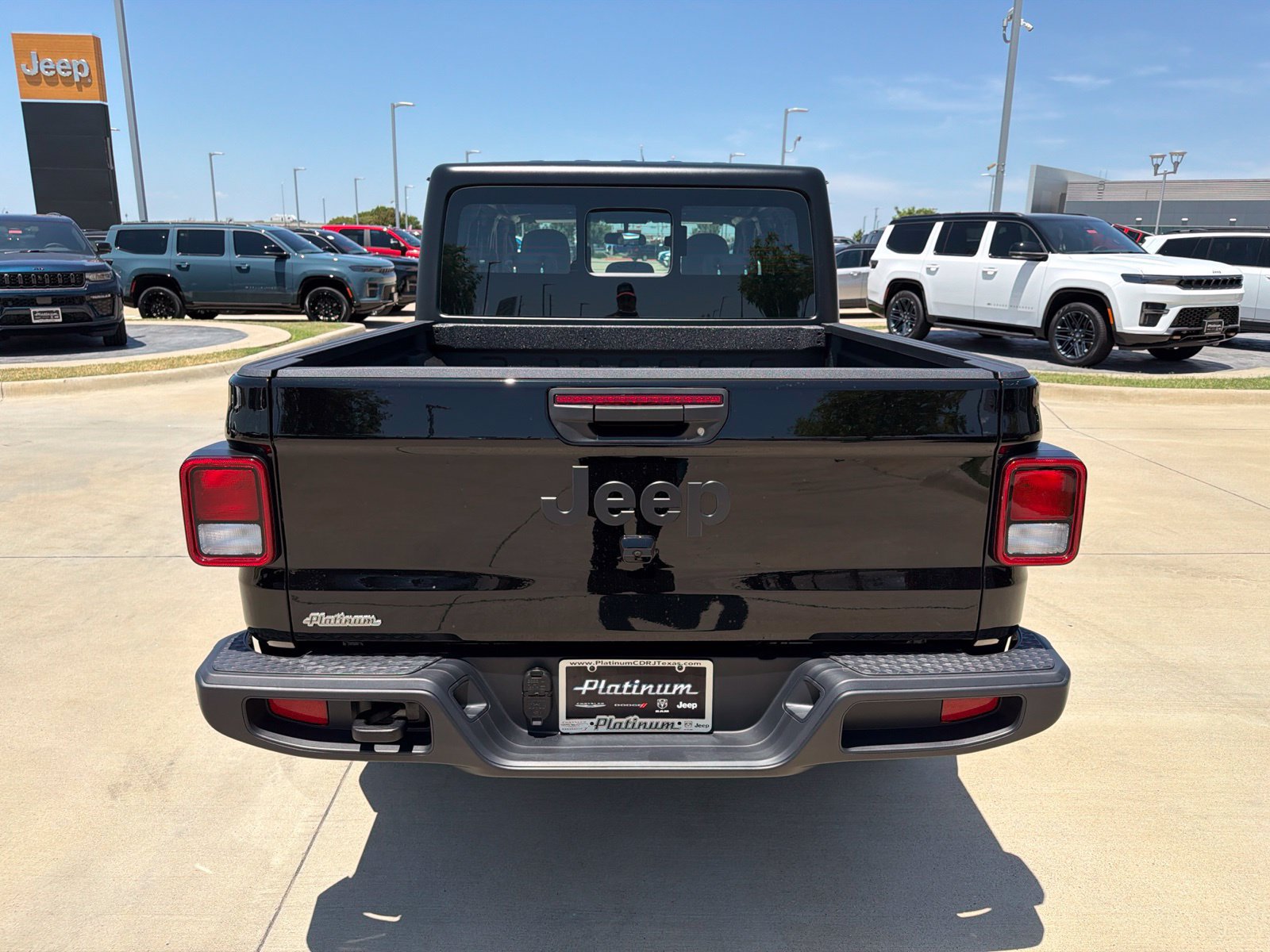 New 2026 Jeep Gladiator Sport AWD/4WD image 4