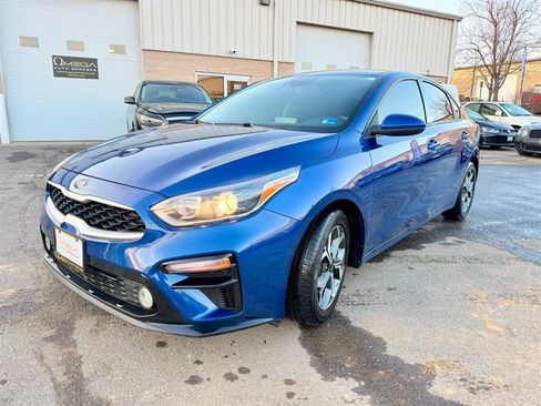 Used 2021 Kia Forte LXS FWD image 3