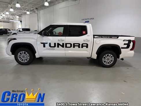 New 2026 Toyota Tundra SR5 AWD/4WD image 5