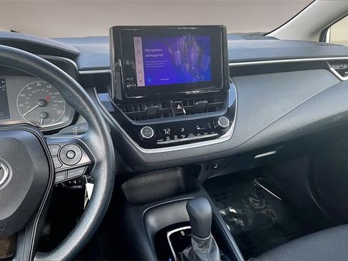 Used 2023 Toyota Corolla LE image 9