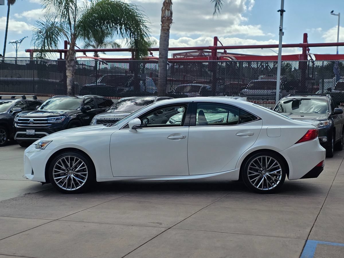 Used 2017 Lexus IS 200t RWD image 9