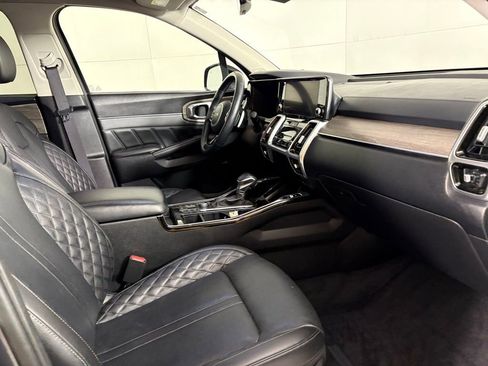 Used 2022 Kia Sorento SX Prestige image 14