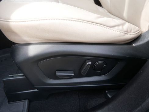 Used 2021 Ford Explorer Limited w/ Class III Trailer Tow Package image 14