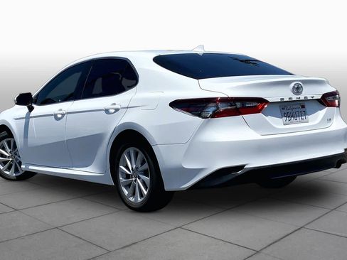 Used 2022 Toyota Camry LE w/ Carpet Mat Package (TMS) FWD image 11