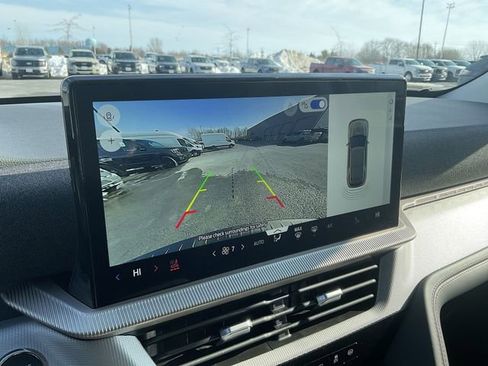 New 2026 Ford Explorer Active w/ Active Comfort Package image 17