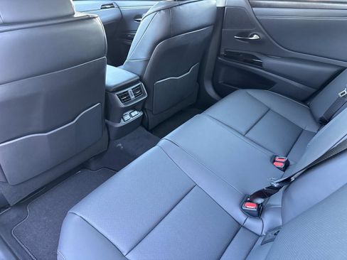 New 2025 Lexus ES 350 w/ Premium Package image 13