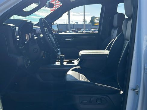 Used 2024 Chevrolet Silverado 1500 ZR2 w/ Technology Package AWD/4WD image 11
