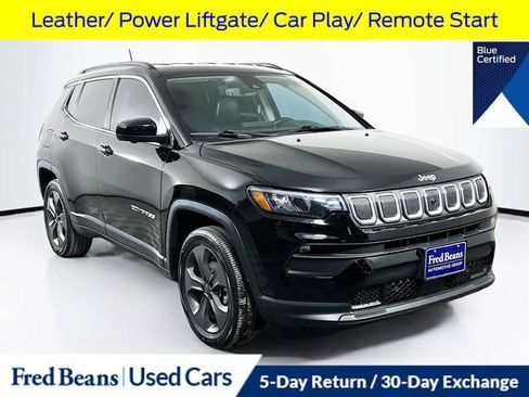 Used 2022 Jeep Compass Latitude image 1
