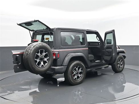 Used 2022 Jeep Wrangler Sport image 27