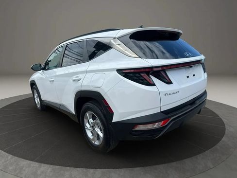 Used 2023 Hyundai Tucson SEL FWD image 7