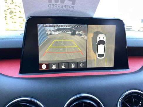 Used 2019 Kia Stinger GT2 image 21