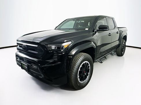 Used 2026 Toyota Tacoma SR5 RWD image 3