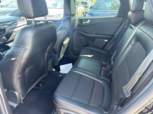 Used 2025 Ford Escape ST-Line Select AWD/4WD image 12