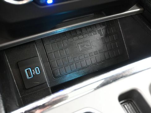 Used 2021 Ford Expedition XLT AWD/4WD image 22