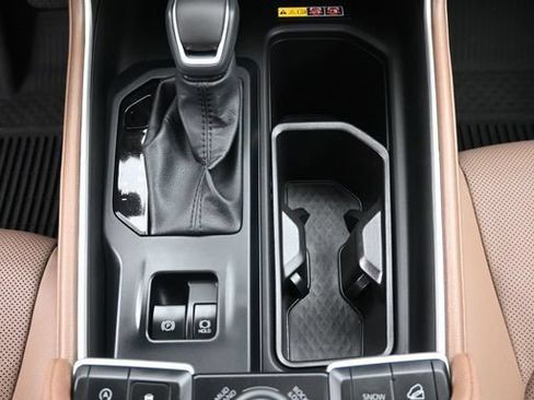 Used 2025 Toyota Grand Highlander AWD image 20